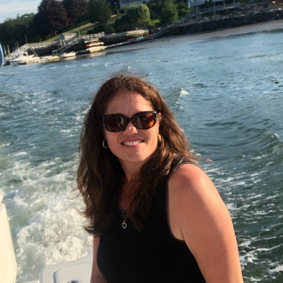 Meet your Posher, Melissa - Picture 1 of 1